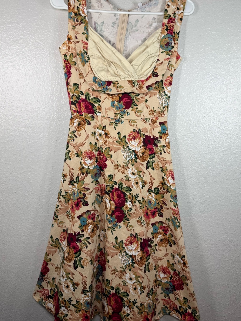 Vintage 1950’s Style Dress Size S Floral garden party picnic Ruched Bodice Flare